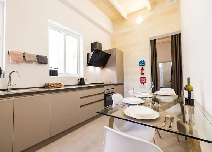 Rabbit Hole * Sliema