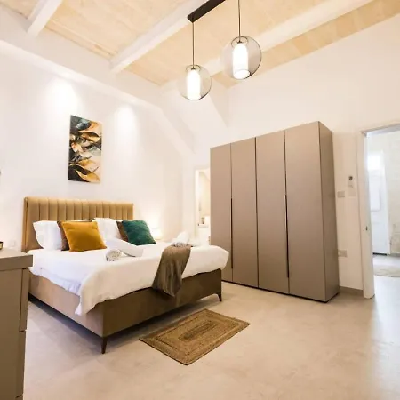 Rabbit Hole Apartman *